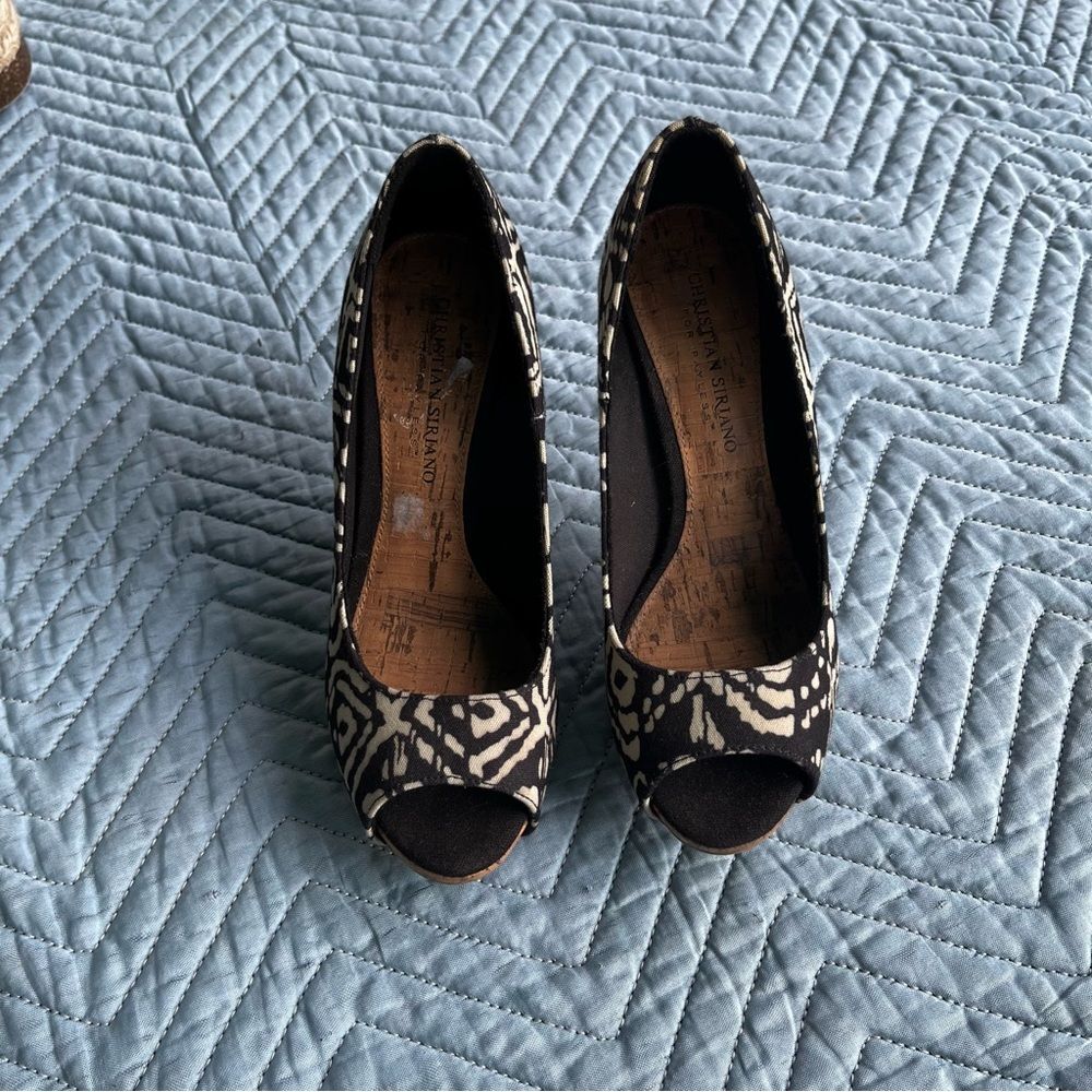 Christian Siriano For Payless Kate Peep Toe Heels Black Bone Batik Shoes sz 6.5